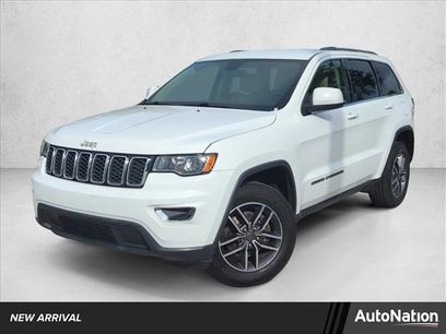 Used 2019 Jeep Grand Cherokee Laredo w/ 18" Wheel & 8.4" Radio Group