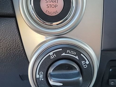 Certified 2021 Nissan Titan SL w/ Moonroof Package image 33