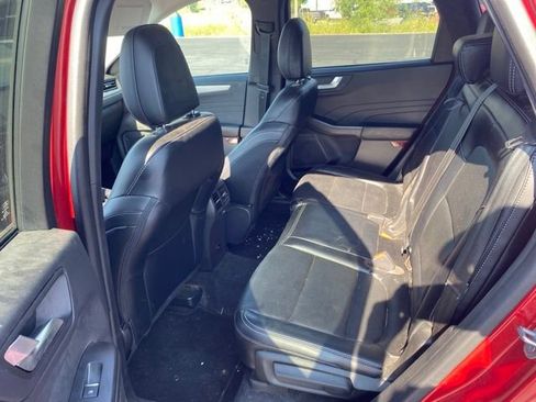 Used 2023 Ford Escape Platinum AWD/4WD image 13