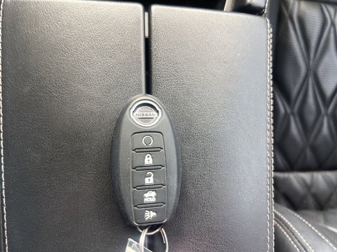 Used 2021 Nissan Rogue Platinum image 20