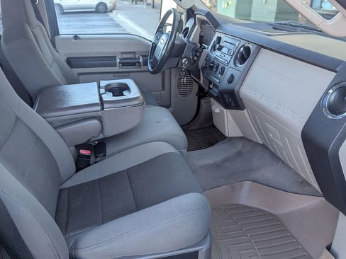 Used 2009 Ford F350 XLT image 18