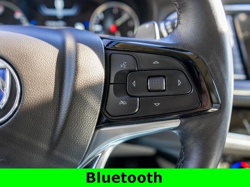 Used 2023 Buick Enclave Avenir image 22