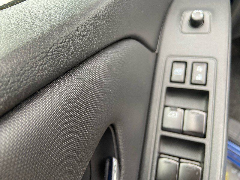Used 2022 Nissan Frontier SV AWD/4WD image 6