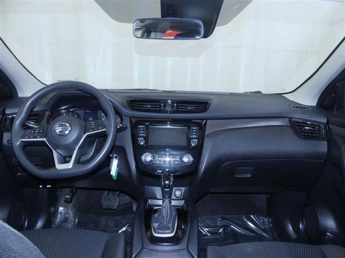 Used 2021 Nissan Rogue Sport S AWD/4WD image 9