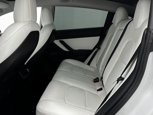 Used 2020 Tesla Model 3 Performance image 30