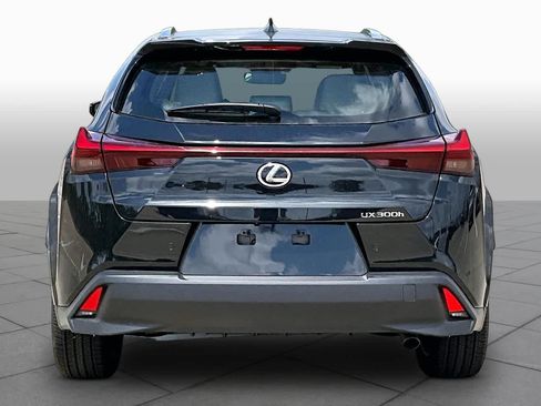 New 2026 Lexus UX 300h FWD image 4