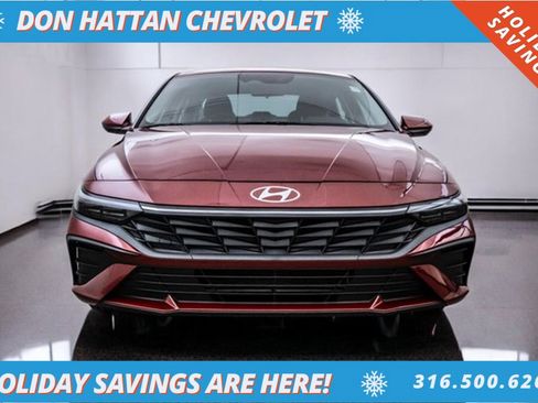 Used 2024 Hyundai Elantra SEL image 39