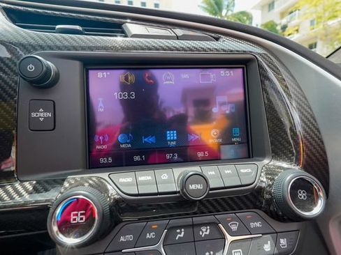 Used 2019 Chevrolet Corvette ZR1 RWD image 81