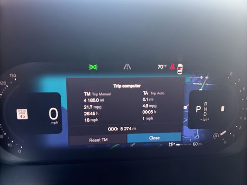 Used 2024 Volvo XC40 B5 Core w/ Protection Package Premier image 17