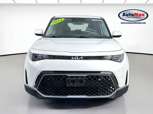 Used 2024 Kia Soul LX w/ Option Group 015 FWD image 6