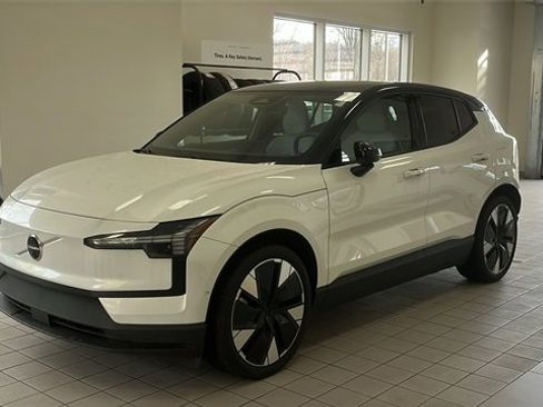 Certified 2025 Volvo EX30 Ultra image 3