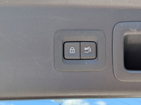 Used 2024 MAZDA CX-30 AWD 2.5 S w/ Premium Package image 14