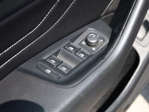 Used 2023 Volkswagen Arteon SEL AWD/4WD image 18