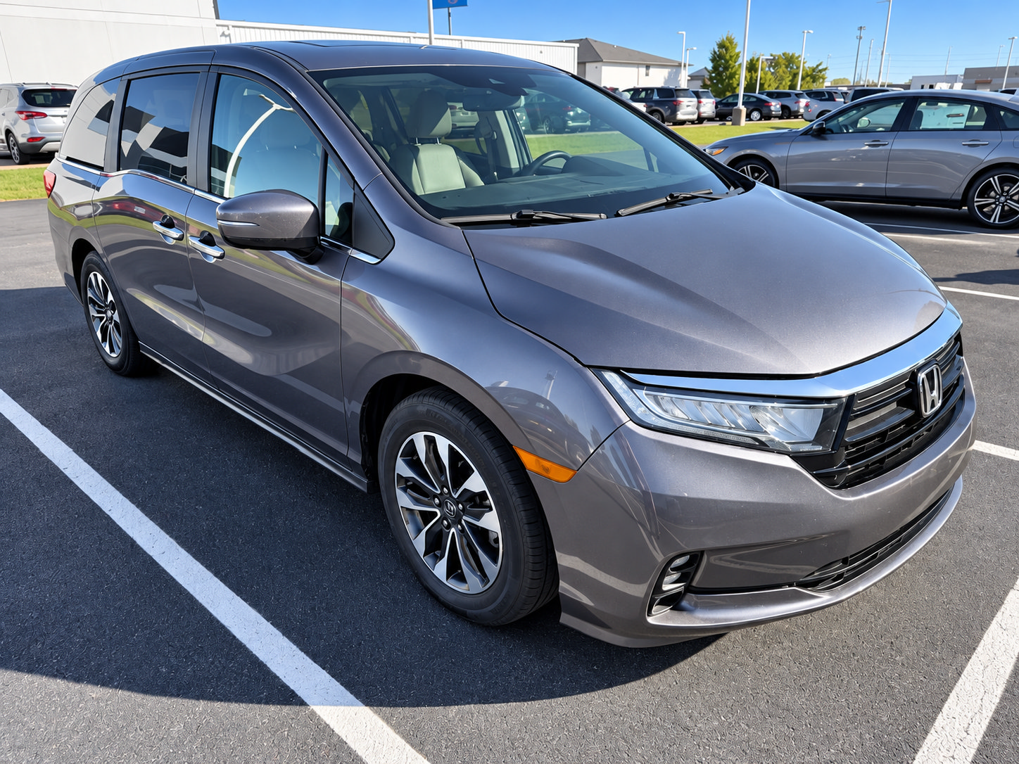 Used 2024 Honda Odyssey EX-L image 1
