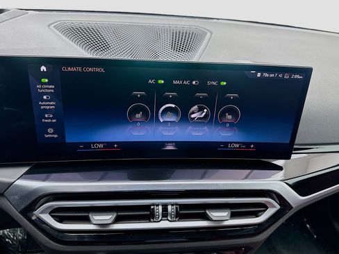 Used 2023 BMW 330e xDrive w/ Premium Package image 12