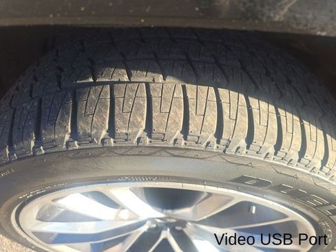 Used 2023 Jeep Wagoneer Series III w/ Convenience Group I image 44