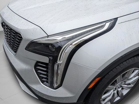 Used 2022 Cadillac XT4 Premium Luxury w/ Safety Alert Package image 10