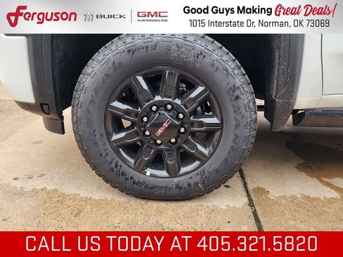 New 2026 GMC Sierra 2500 AT4 w/ AT4 Premium Plus Package AWD/4WD image 57