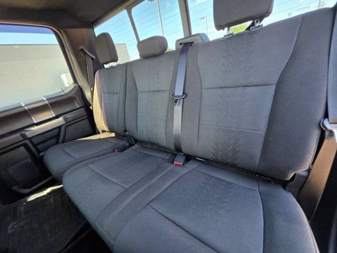 Used 2018 Ford F150 XLT w/ Equipment Group 302A Luxury AWD/4WD image 16