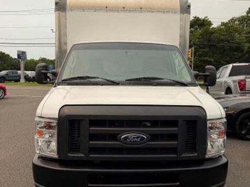 Certified 2022 Ford E-350 and Econoline 350 Super Duty w/ Power Windows & Locks Group RWD image 2