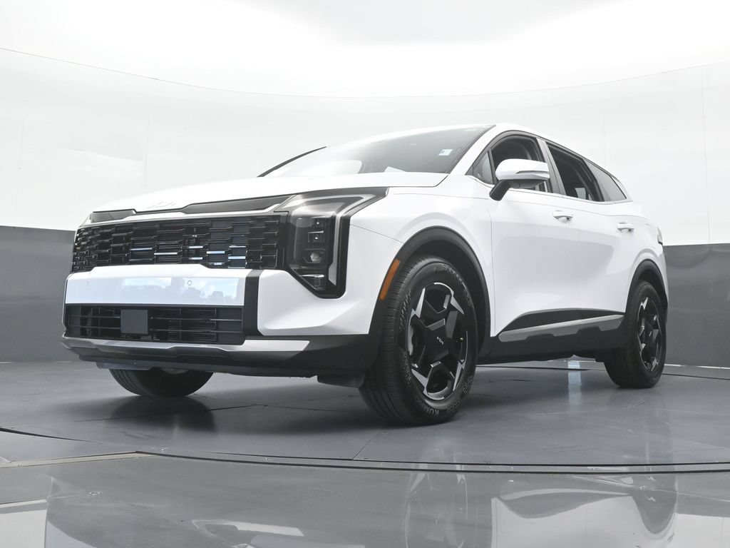 Used 2026 Kia Sportage EX FWD image 57