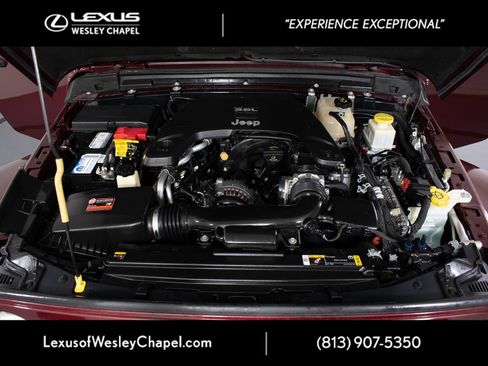 Used 2021 Jeep Gladiator Overland w/ Popular Equipment Package AWD/4WD image 10