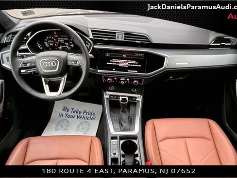 Used 2025 Audi Q3 2.0T Premium w/ Convenience Package image 13