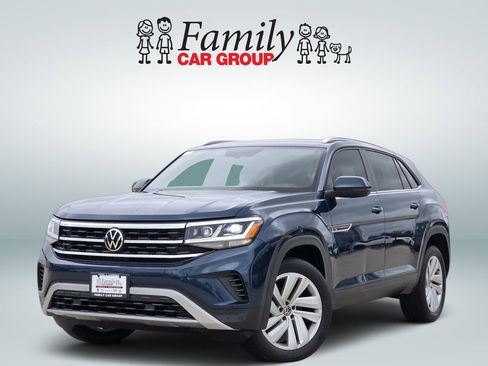 Used 2023 Volkswagen Atlas Cross Sport SE w/ Panoramic Sunroof Package FWD image 1