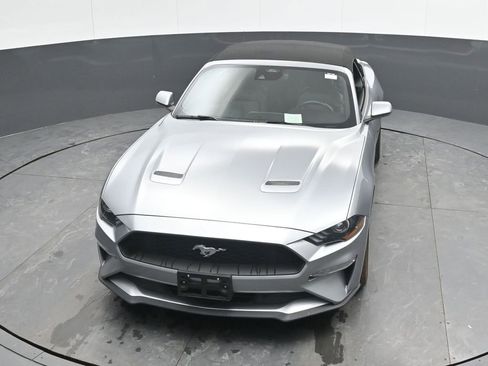 Used 2023 Ford Mustang Premium image 39