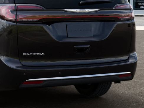 New 2026 Chrysler Pacifica Select FWD image 13