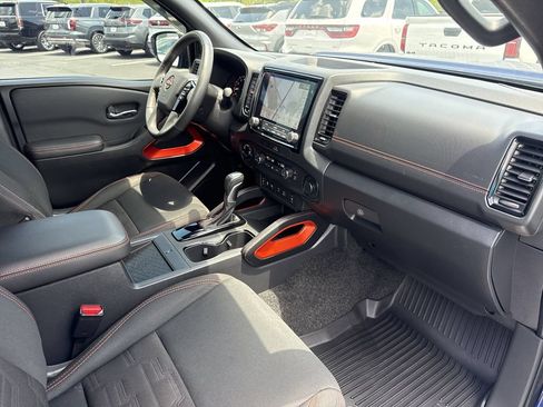 Used 2022 Nissan Frontier PRO-4X AWD/4WD image 39