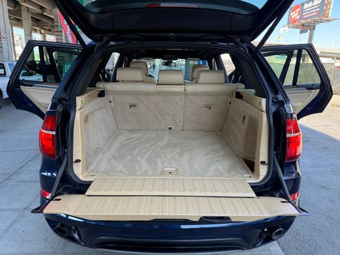 Used 2011 BMW X5 xDrive35i image 17