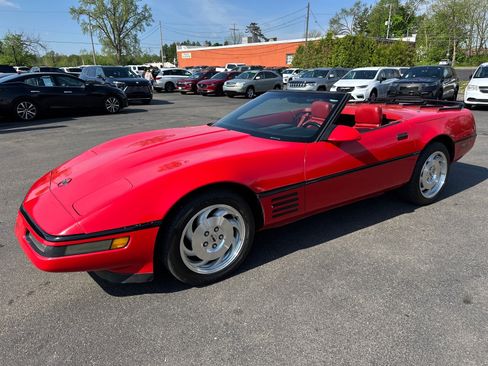 Used 1992 Chevrolet Corvette Convertible RWD image 12