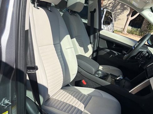 Certified 2025 Land Rover Discovery Sport S image 32