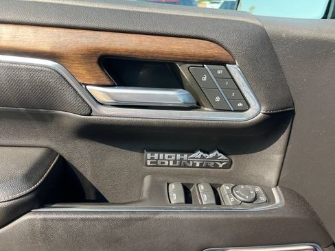 Certified 2023 Chevrolet Silverado 1500 High Country w/ LPO, Dark Essentials Package AWD/4WD image 29