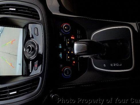 Used 2018 Ford C-MAX Titanium w/ Equipment Group 301A image 21