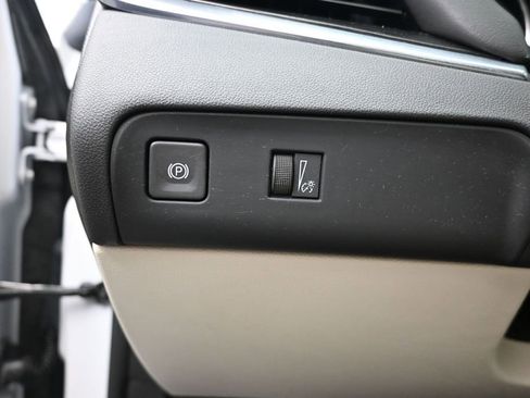 Used 2024 Buick Enclave Essence w/ Sport Touring Edition FWD image 12