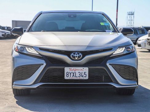 Used 2022 Toyota Camry XSE w/ Carpet Mat Package (TMS) FWD image 2