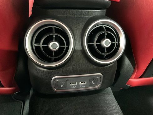 New 2026 Alfa Romeo Giulia AWD image 39
