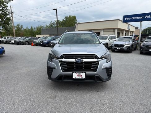 Certified 2023 Subaru Ascent Premium w/ Convenience Package AWD/4WD image 4
