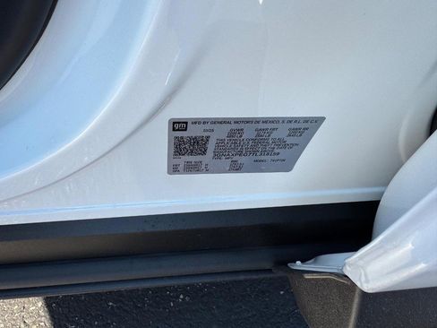 New 2026 Chevrolet Equinox LT w/ Convenience Package II image 18