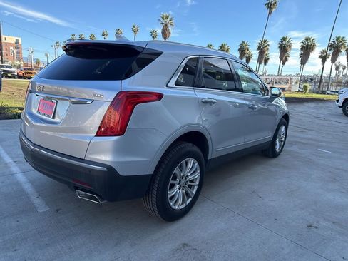 Used 2018 Cadillac XT5 AWD image 4