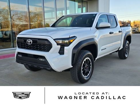 Used 2024 Toyota Tacoma TRD Off-Road image 1