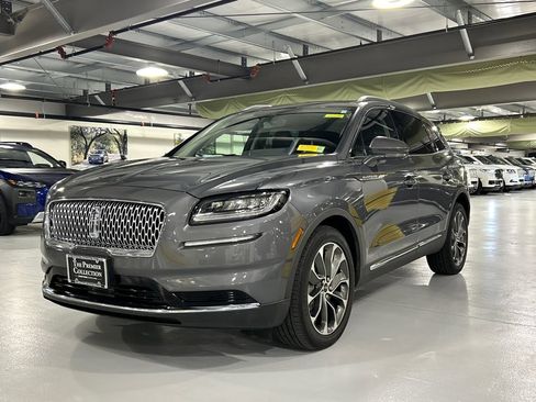 Certified 2022 Lincoln Nautilus Reserve AWD/4WD image 5
