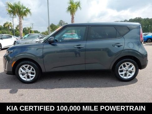 Certified 2025 Kia Soul LX w/ LX Technology Package FWD image 8