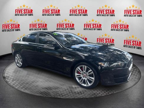 Used 2019 Jaguar XE image 1