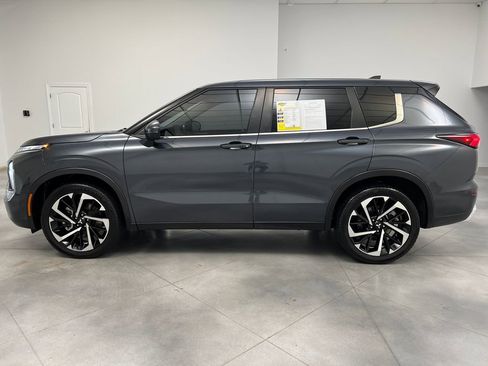 Used 2024 Mitsubishi Outlander SE AWD/4WD image 4