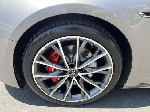 Used 2021 Maserati Ghibli S GranSport RWD image 95