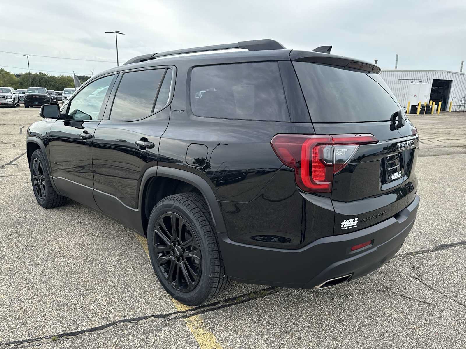 Certified 2023 GMC Acadia SLE w/ Driver Convenience Package AWD/4WD image 6