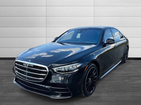 Certified 2023 Mercedes-Benz S 500 4MATIC image 7